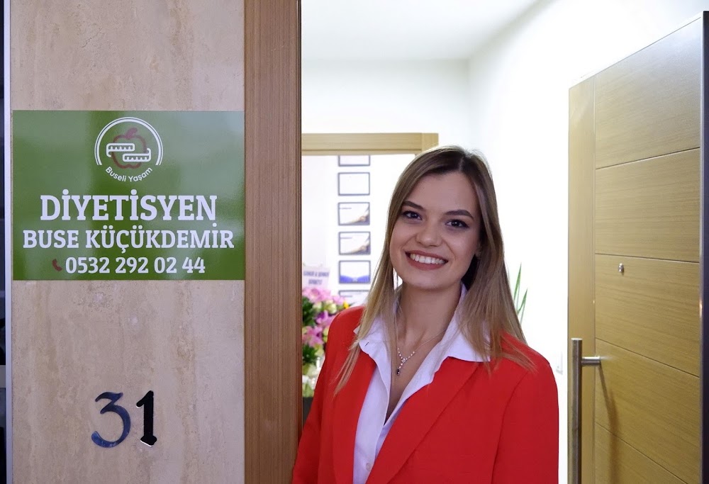 Buse Küçükdemir logo