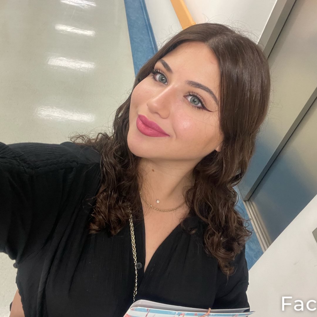 Elif Özyılmaz logo